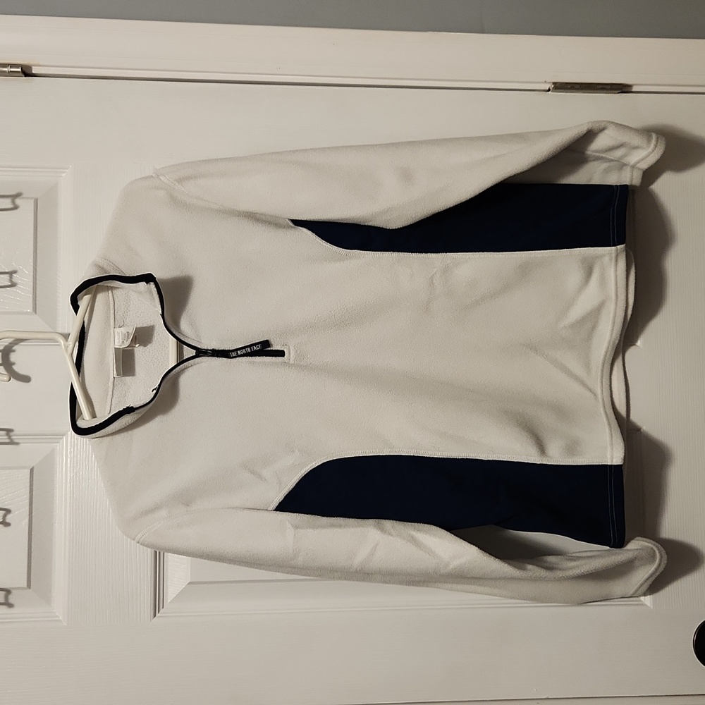 North Face Women's Large quarter zip pullover